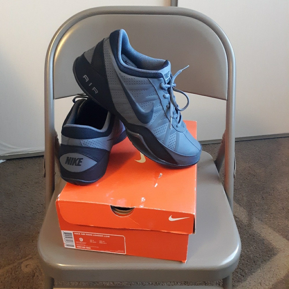 Running shoes